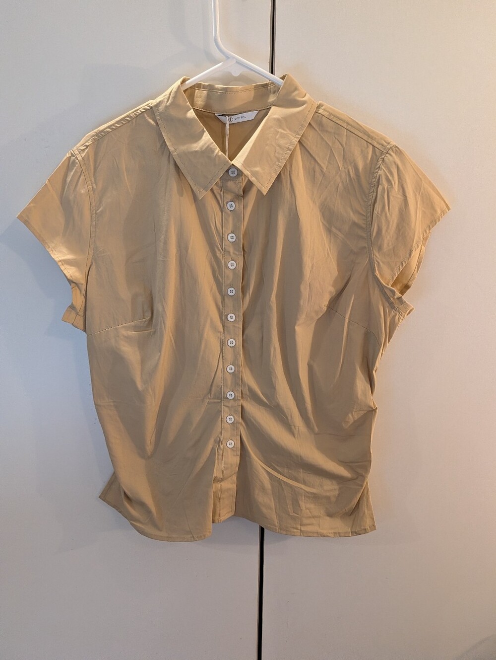 Cicy Bell Woman's XL Light Tan Short-Sleeve Button-Up Blouse NOT